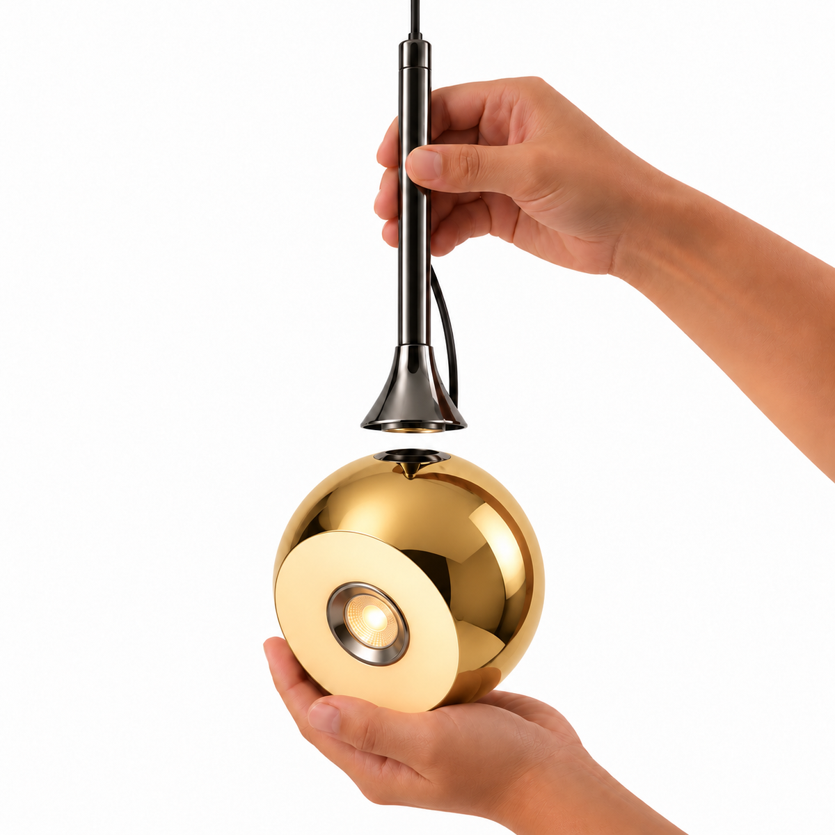 LAMPARA MAGNETIC ESFERA dorada